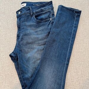 DL 1961 Women’s Florence Instasculpt Skinny Jean Size 30 Medium Blue Wash